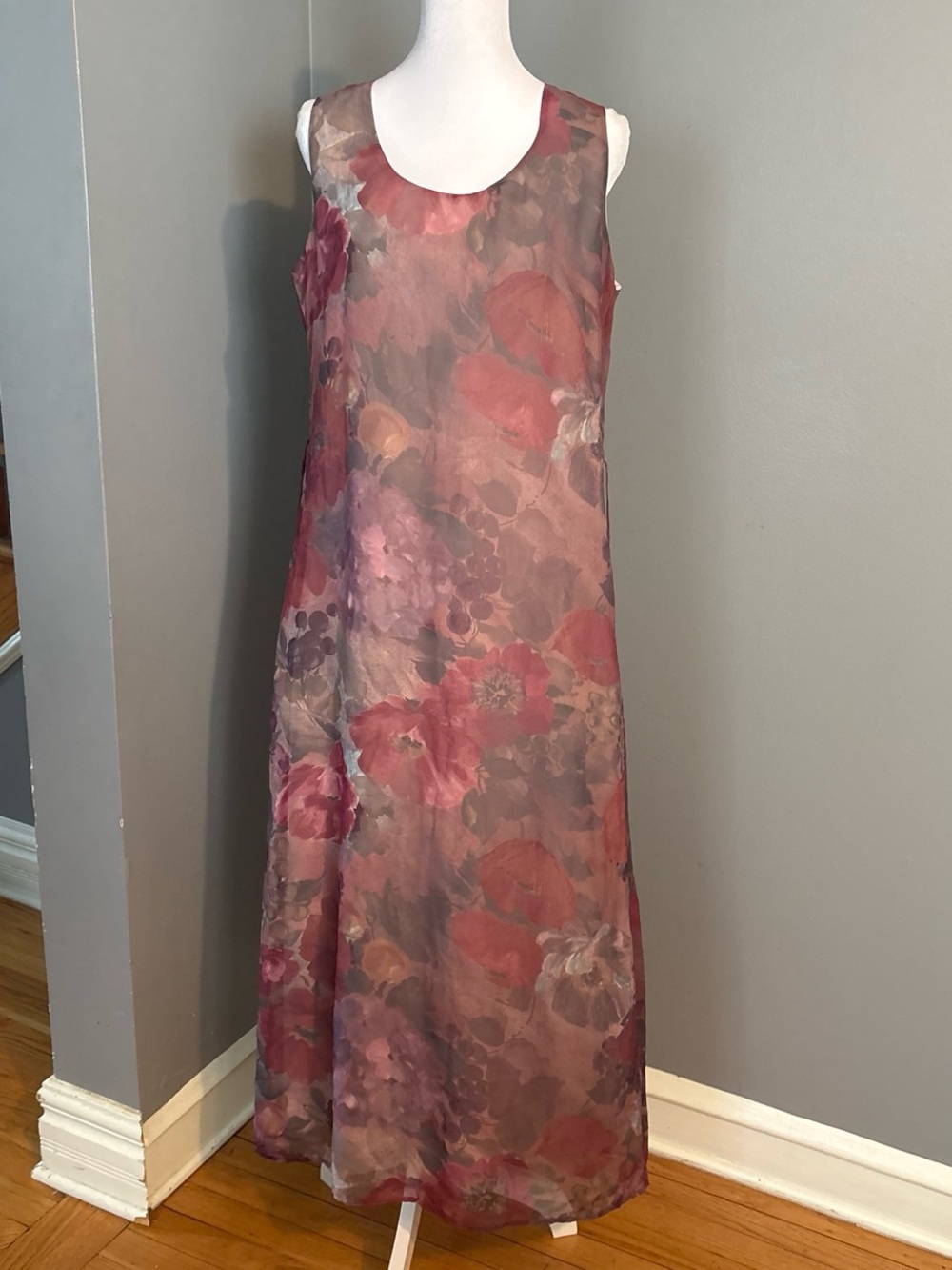 J.B.S. Sleeveless Floral Maxi Dress in Rose and Mauve